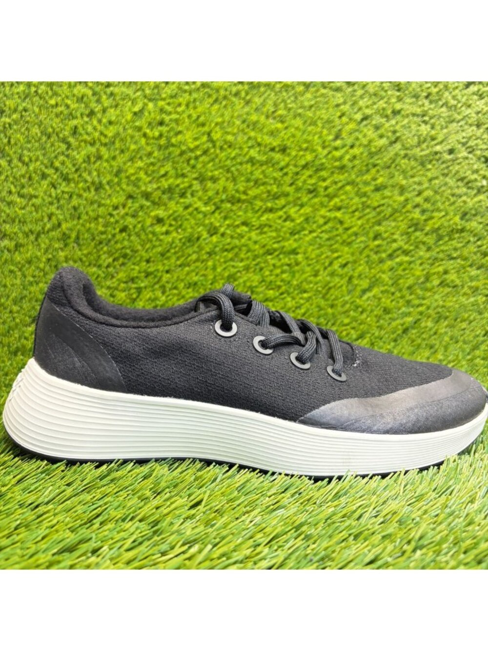 Allbirds Wool Runner Protect Mens Size 9.5 Black White Running Shoes Sneakers